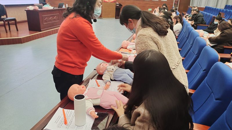 上门服务，母婴护理的贴心步骤揭秘